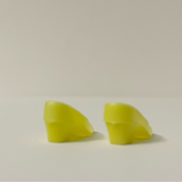 Vintage Barbie Yellow Square Toe Shoes Korea - Picture 4 of 16